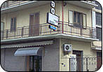 http://www.agriturismolemacine.it