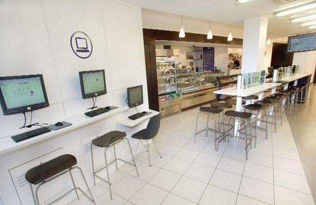 Internet Caf�