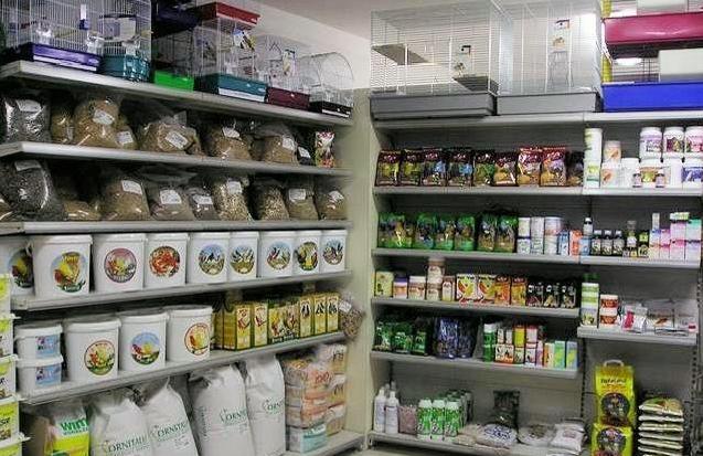 Negozio alimenti e servizi per animali